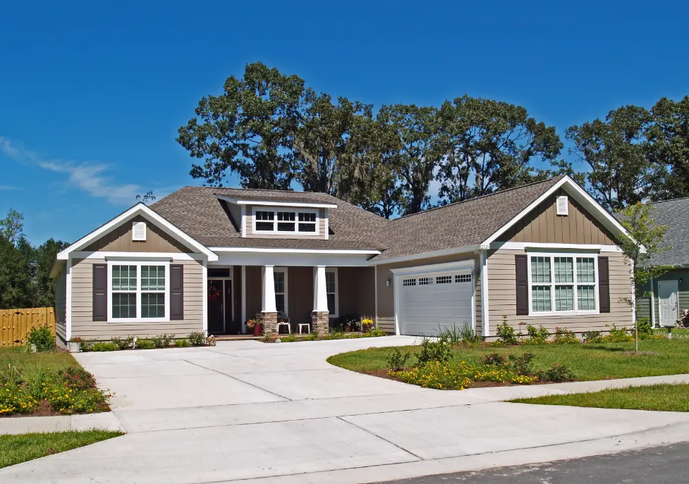 Signs You Need Professional Siding Repair Services in Malden MA